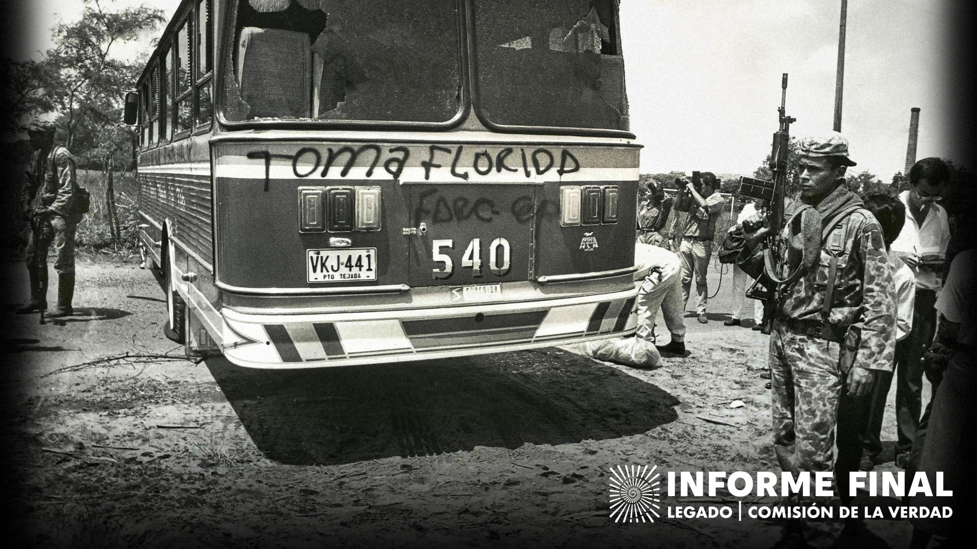 Bus tomado por las FARC en Cali